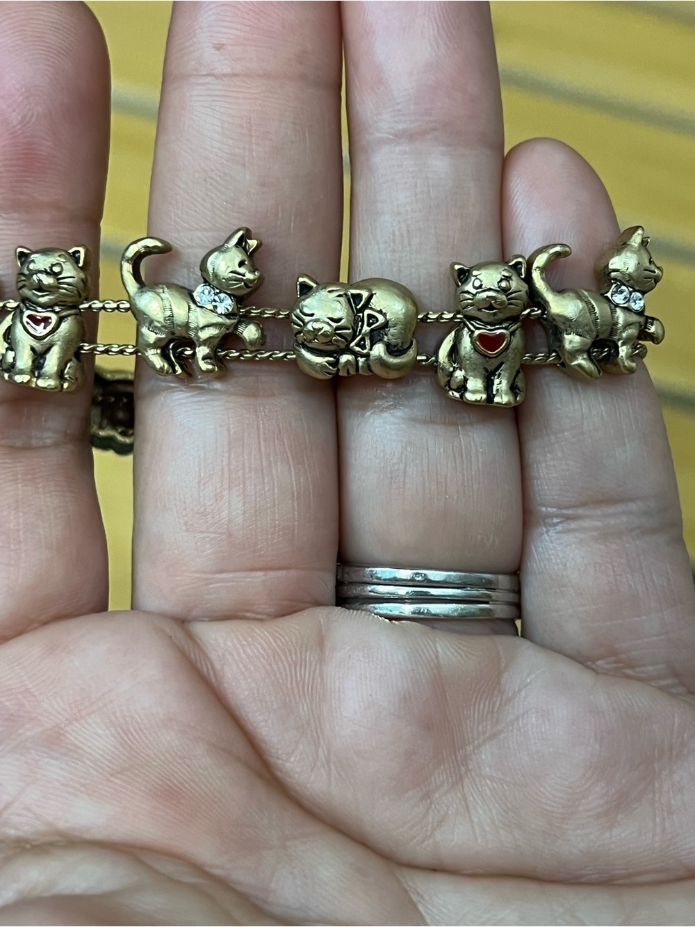Vintage AVON Cat and mice Charm Bracelet
